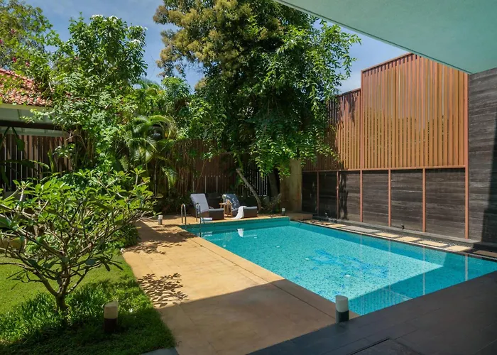 Seis Villa-Splendid 4 Bhk Villa In Arpora 10 Mins Drive To Assagao With Large Private Pool, Garden, Gazebo & Caretaker